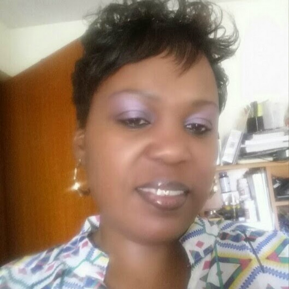 Meet your Posher, Rona